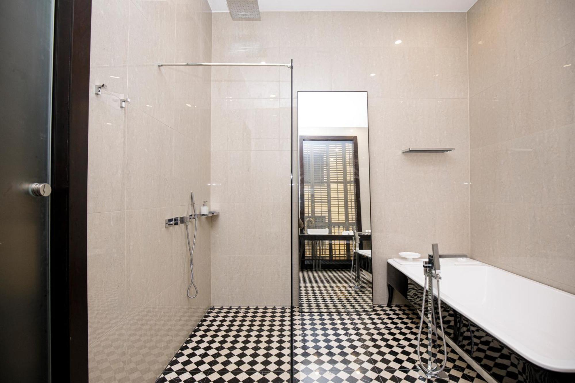 Appartement Beautiful Cosy Modern ,19th Century Building