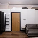 Beautiful Cosy Modern Apartment ,19Th Century Building